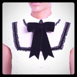 ISO Alice + Olivia Black Vanette Collared Lace